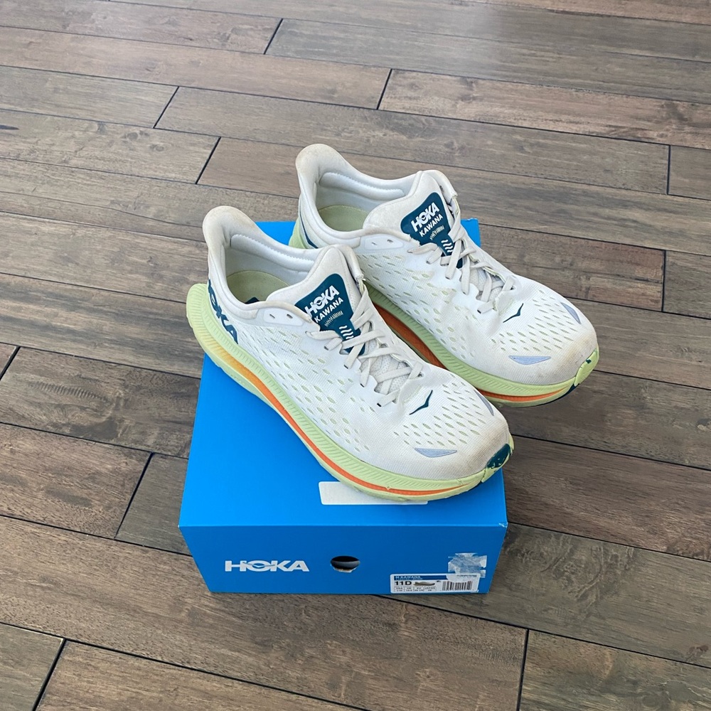 HOKA ONE ONE Kawana Men’s Running Shoes